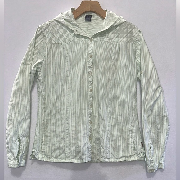 Kuhl Women's Long Sleeve Button Front Hoodie Shirt Large but fits like a S/M - Picture 1 of 6